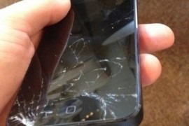 Inlocuirea geamului la telefoanele iPhone