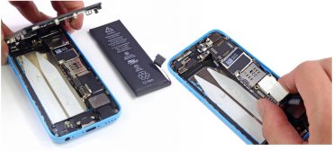 De ce iti duci iPhone-ul la service?